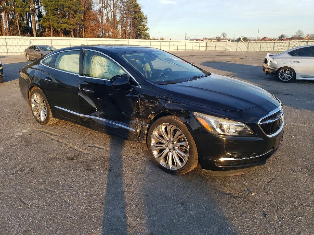 2017 BUICK LACROSSE PREMIUM photo 4