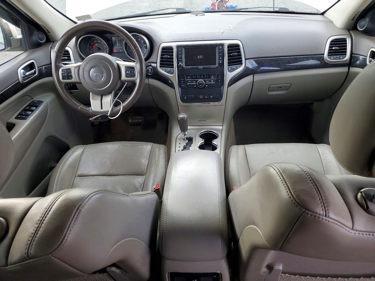2011 JEEP GRAND CHEROKEE LAREDO photo 8