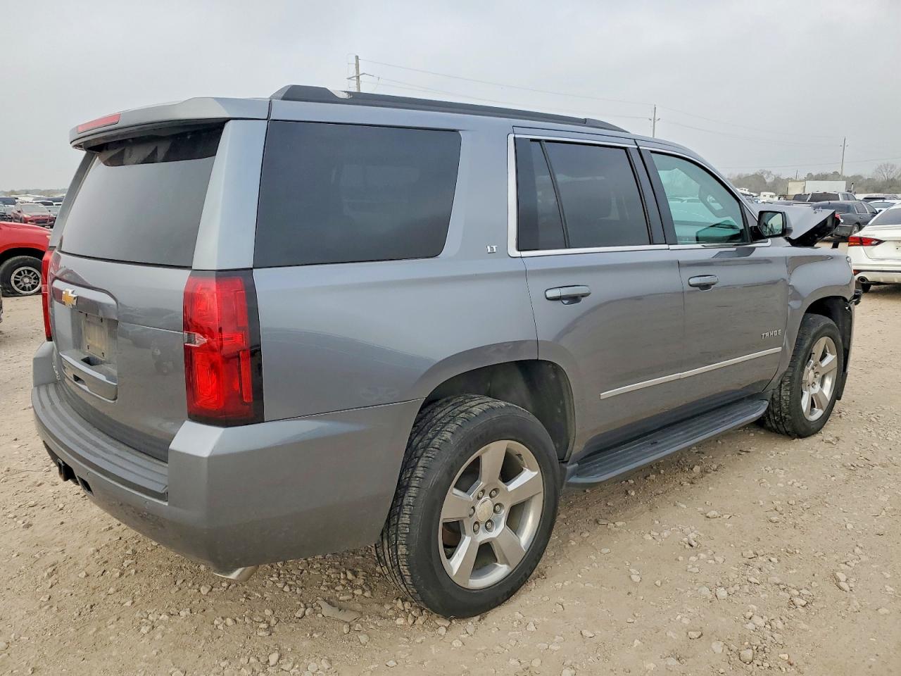 2020 CHEVROLET TAHOE C1500 LT photo 3