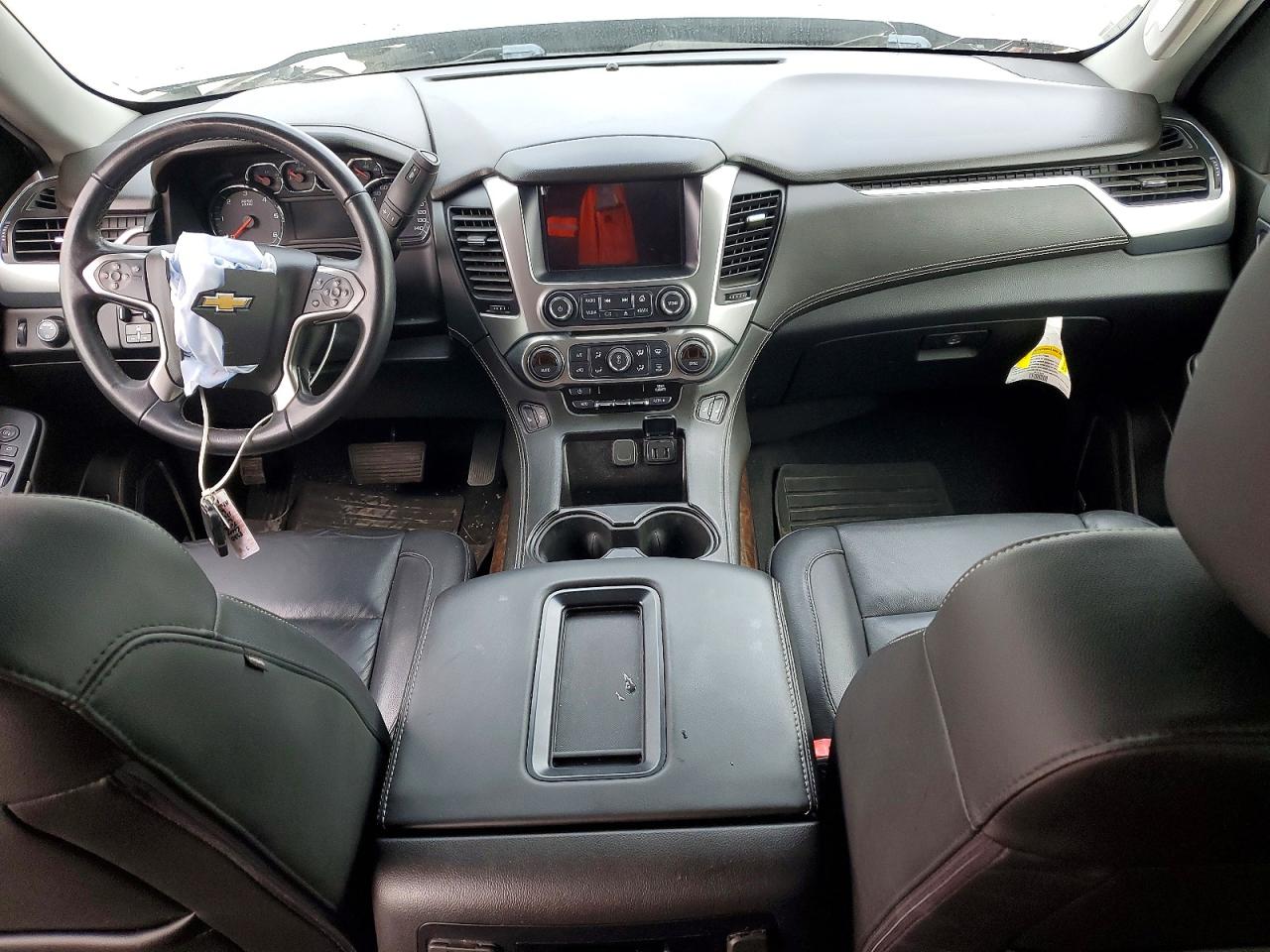 2020 CHEVROLET TAHOE C1500 LT photo 8