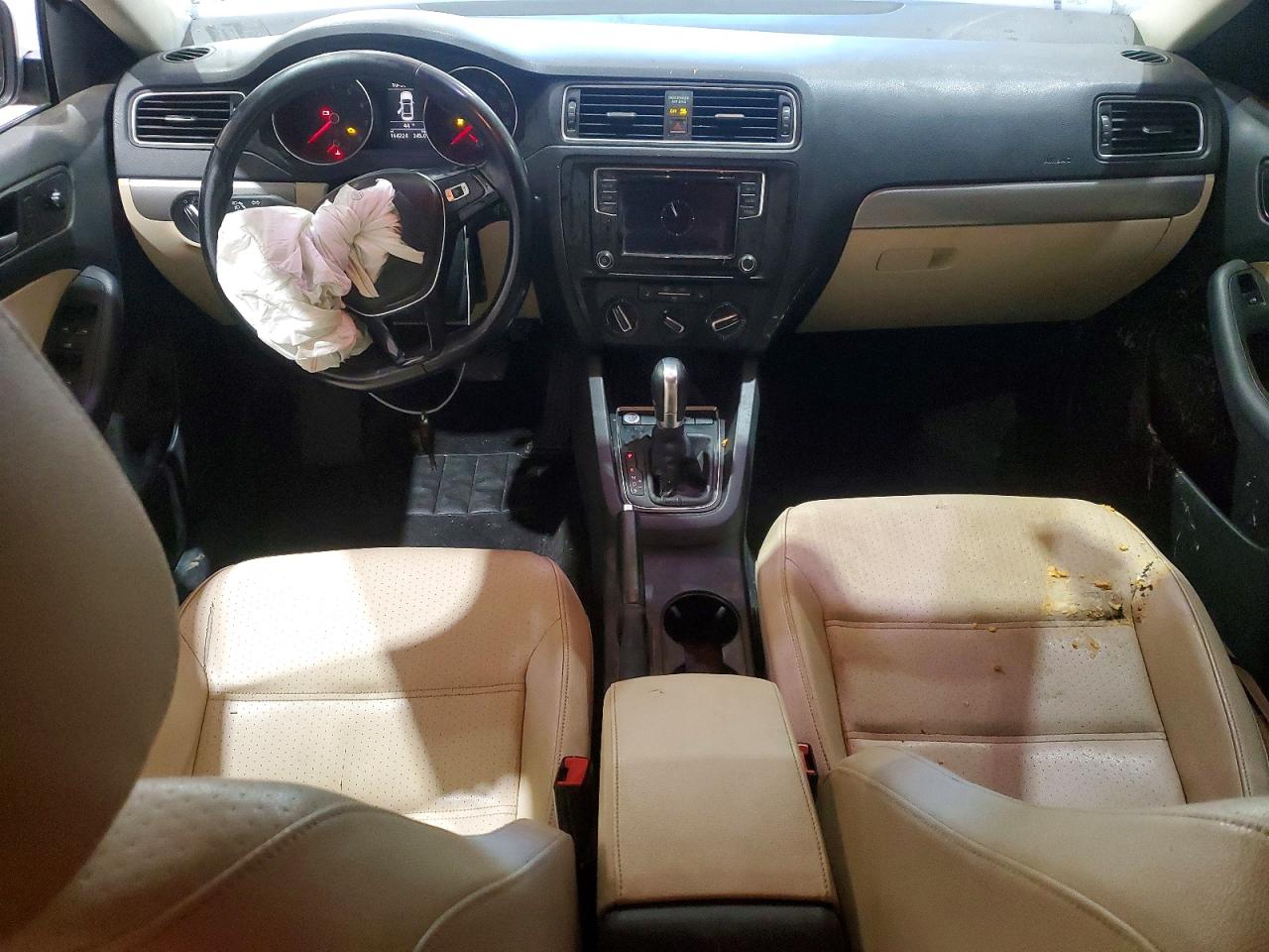 2017 VOLKSWAGEN JETTA SE photo 8
