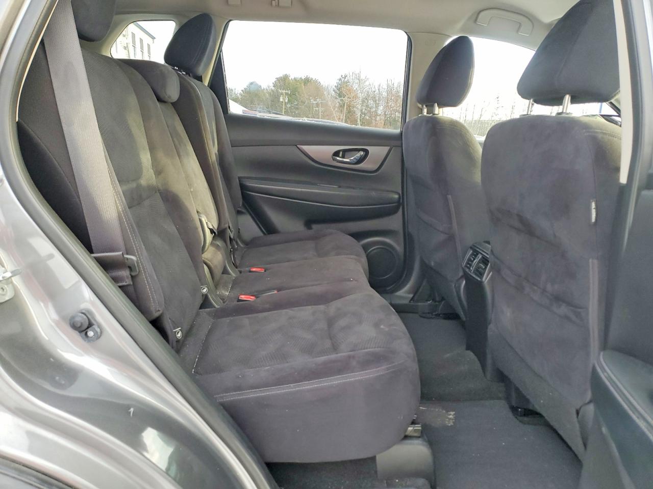 2016 NISSAN ROGUE S photo 11