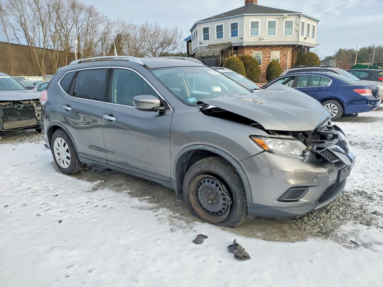 2016 NISSAN ROGUE S photo 4