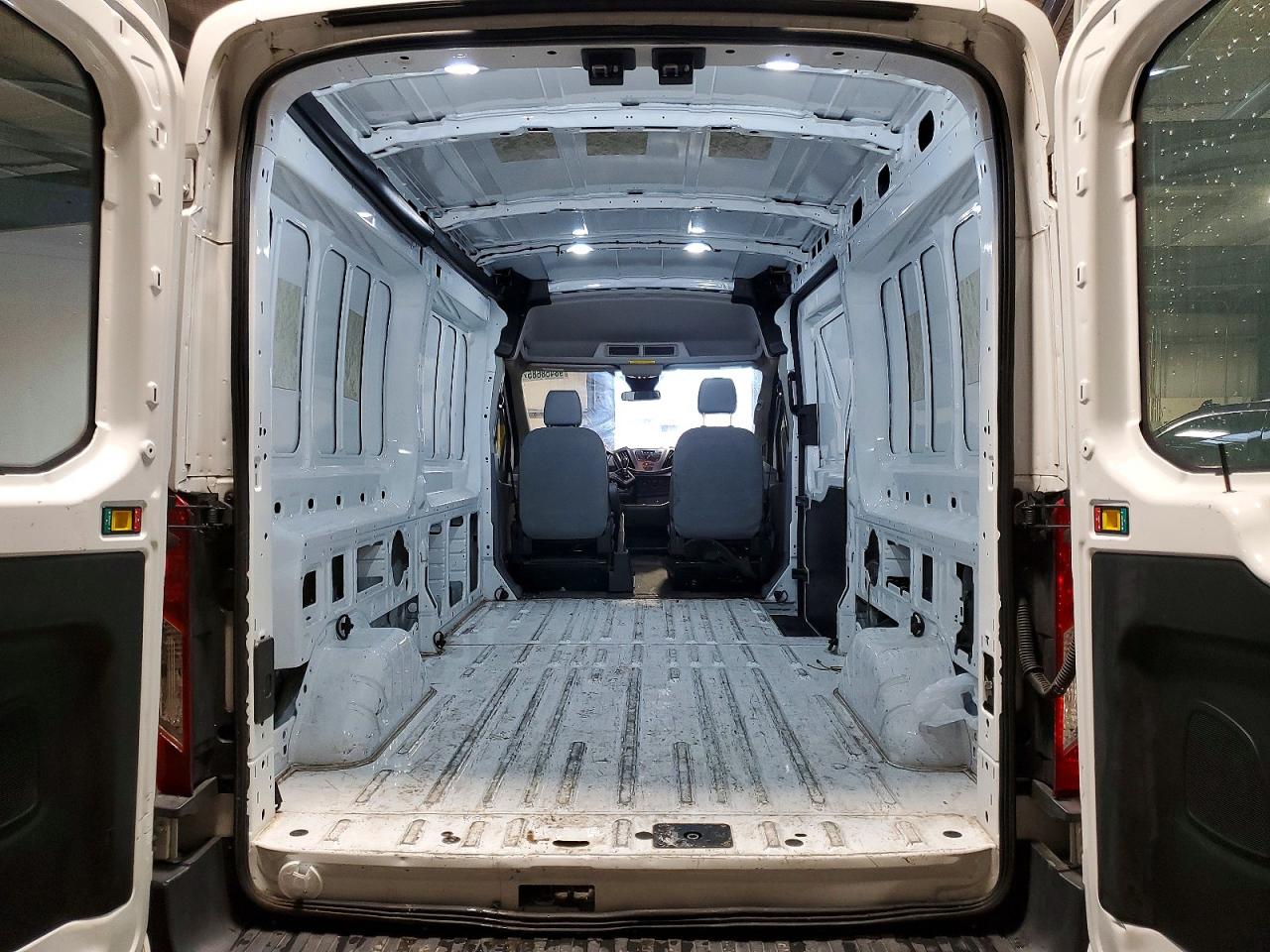 2018 FORD TRANSIT 250 DELIVERY VAN photo 10