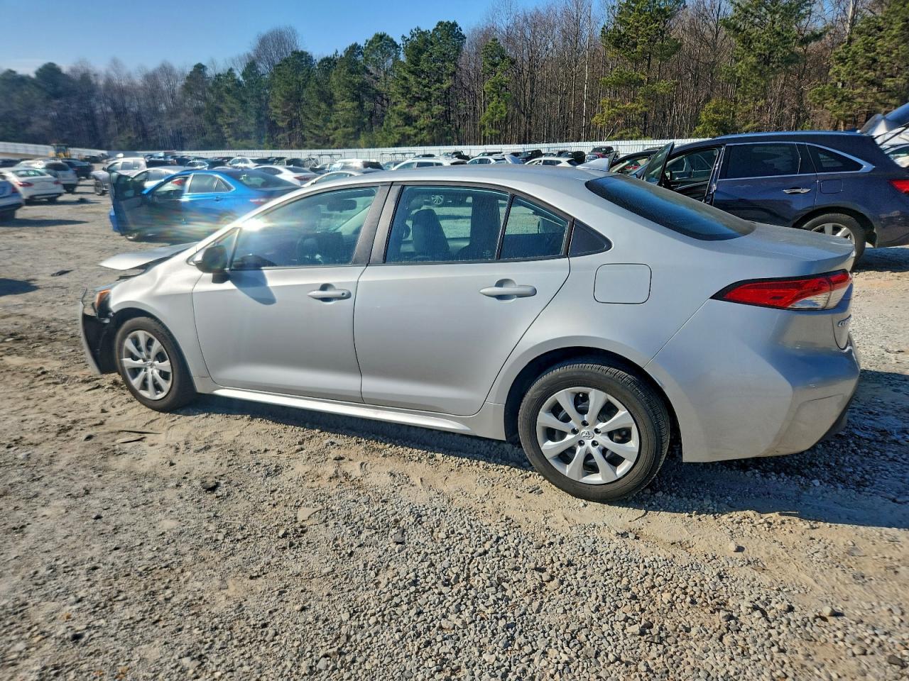 2023 TOYOTA COROLLA LE photo 2