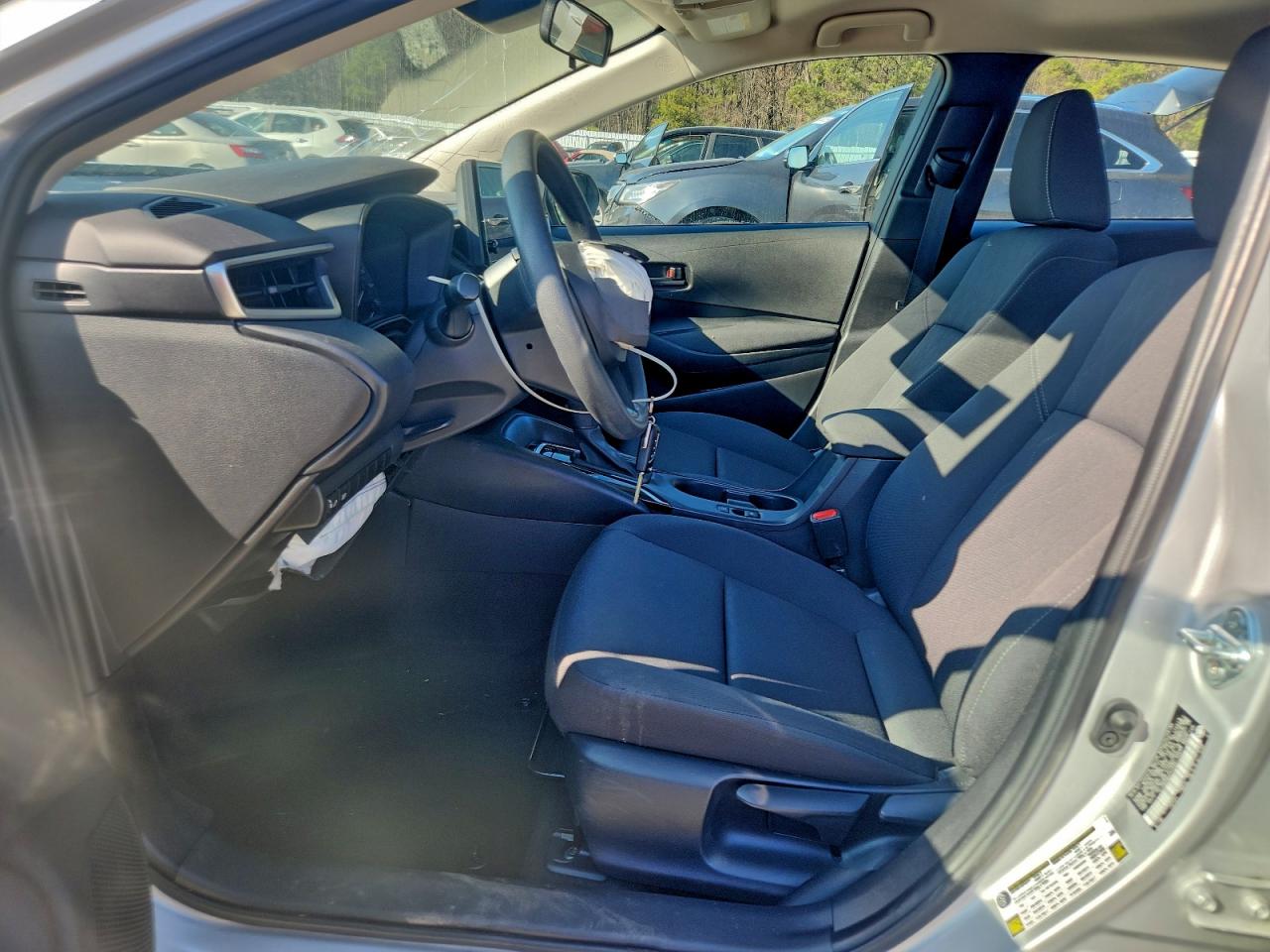 2023 TOYOTA COROLLA LE photo 7