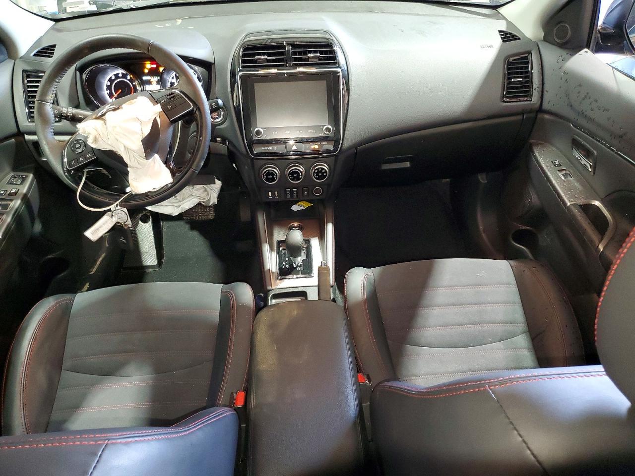 2025 MITSUBISHI OUTLANDER SPORT S photo 8