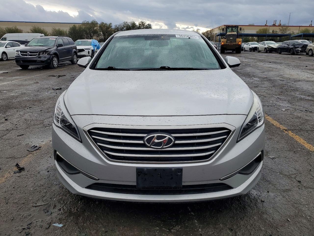 2016 HYUNDAI SONATA SE photo 5