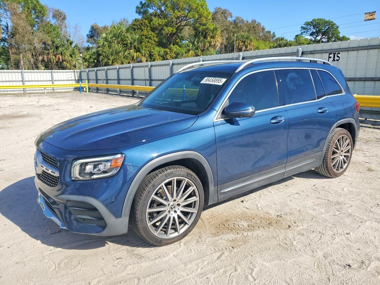 2021 MERCEDES-BENZ GLB