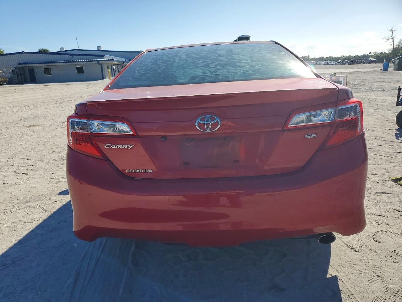 2014 TOYOTA CAMRY L photo 6