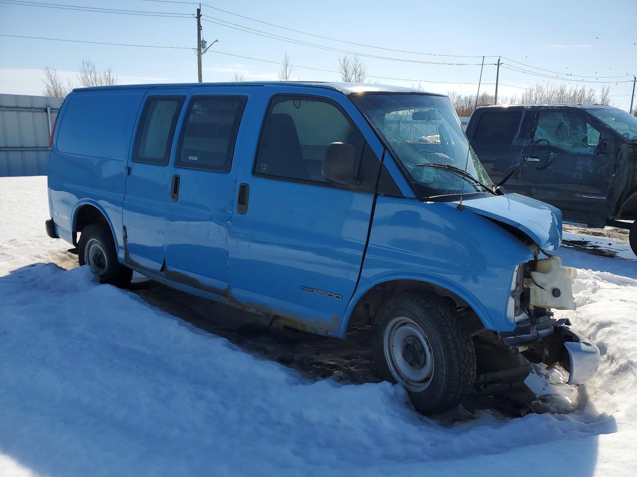 2002 GMC SAVANA G2500 photo 4