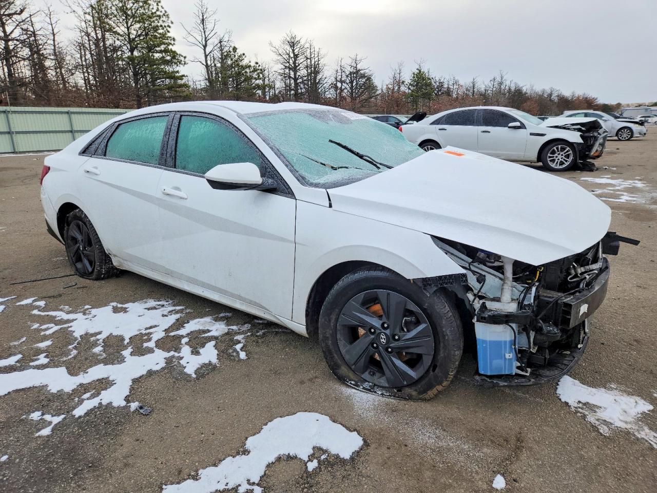 2023 HYUNDAI ELANTRA SEL photo 4