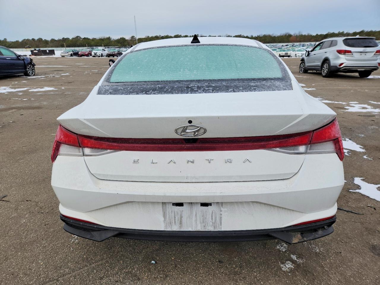 2023 HYUNDAI ELANTRA SEL photo 6
