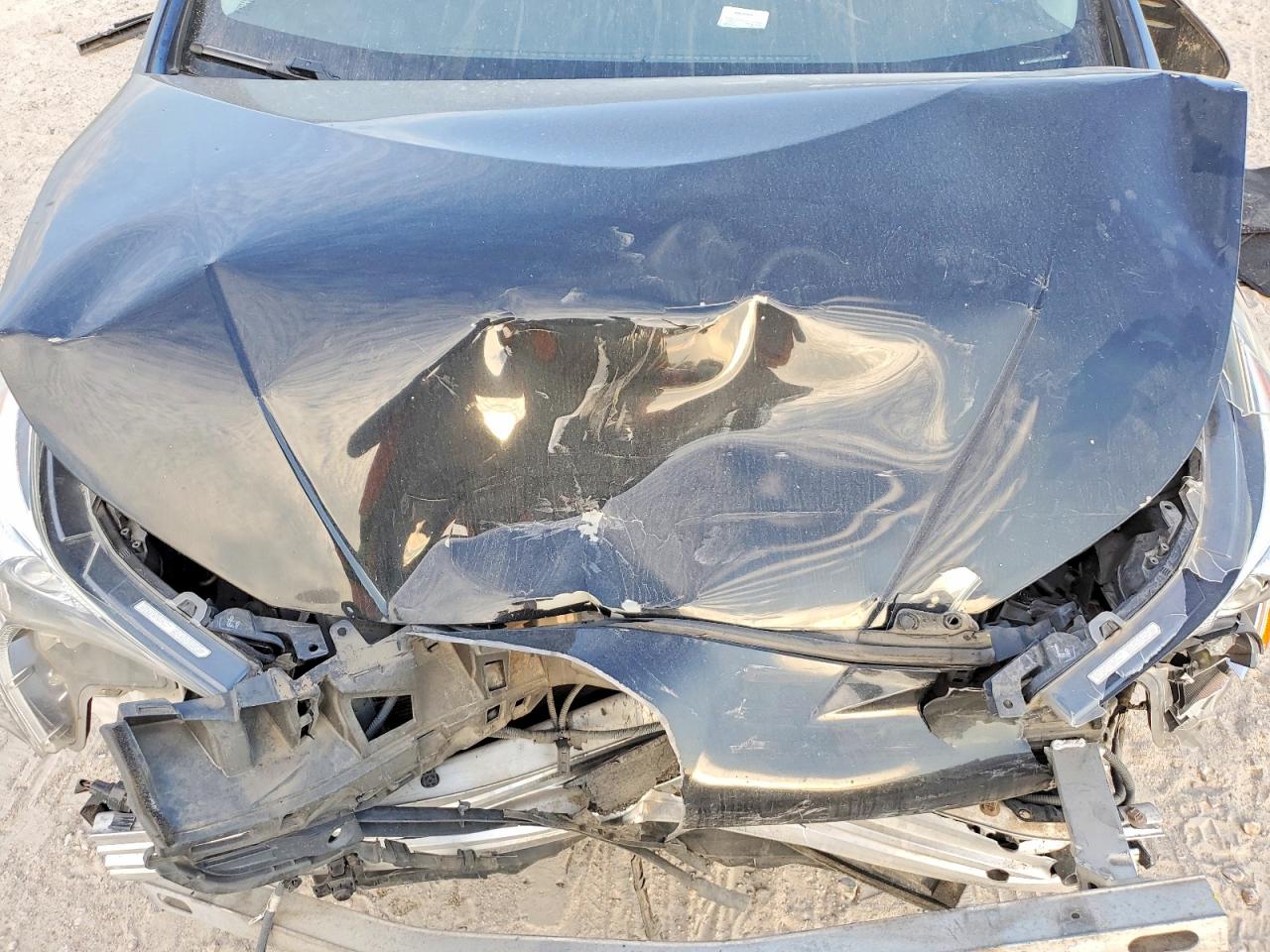 2017 TOYOTA PRIUS photo 31