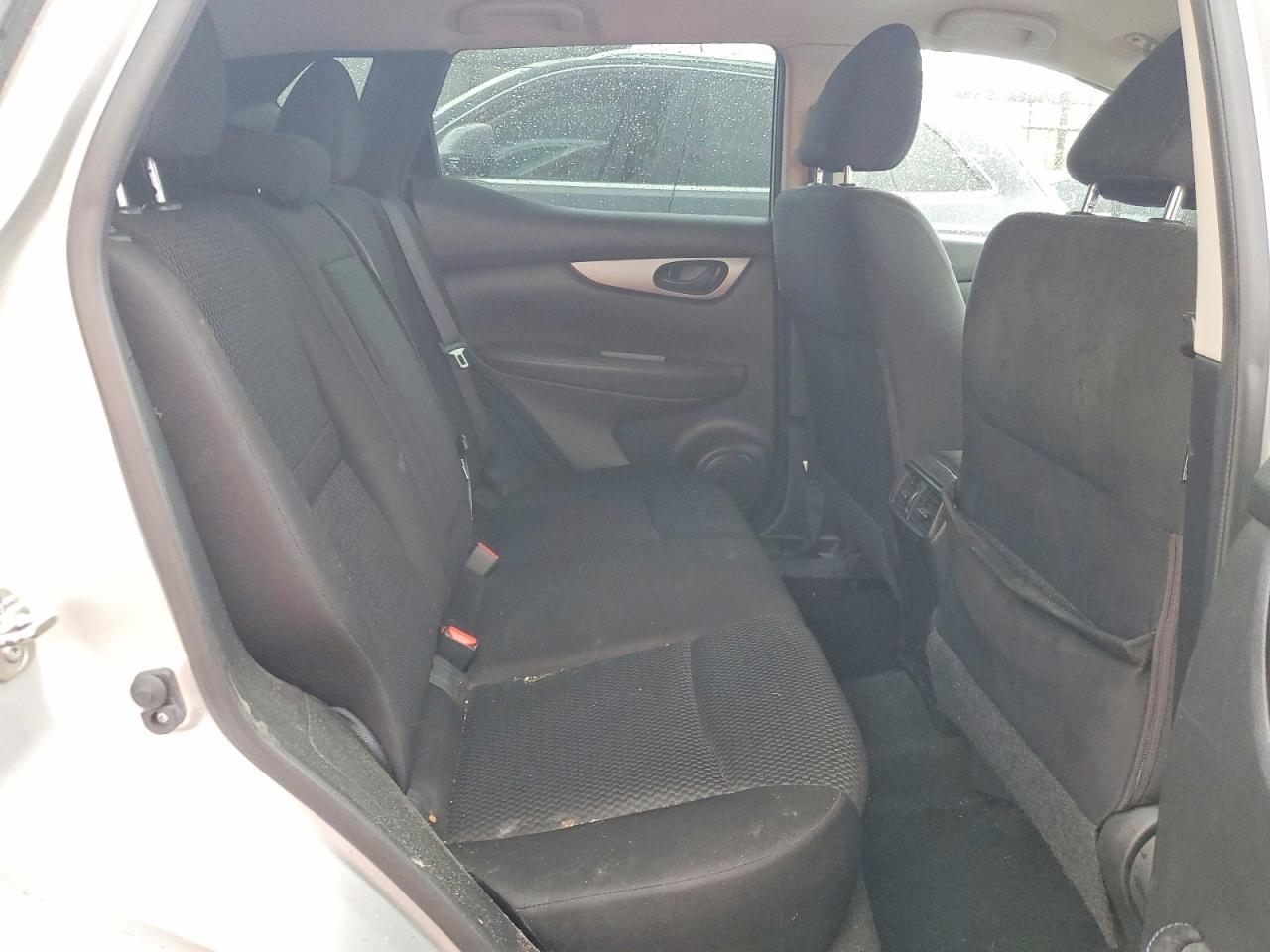 2019 NISSAN ROGUE SPORT S photo 11
