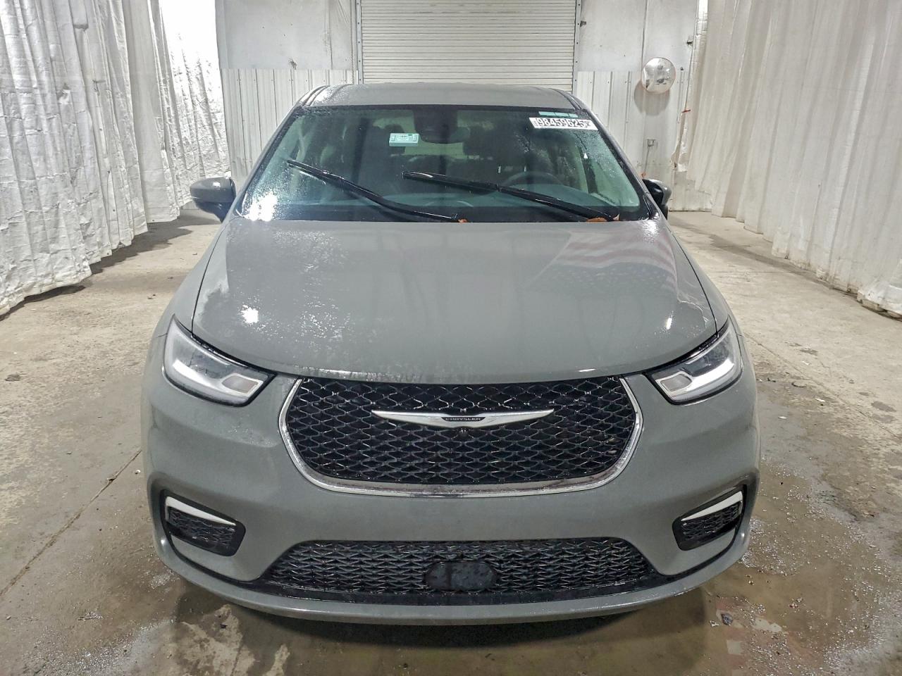 2023 CHRYSLER PACIFICA TOURING L photo 5