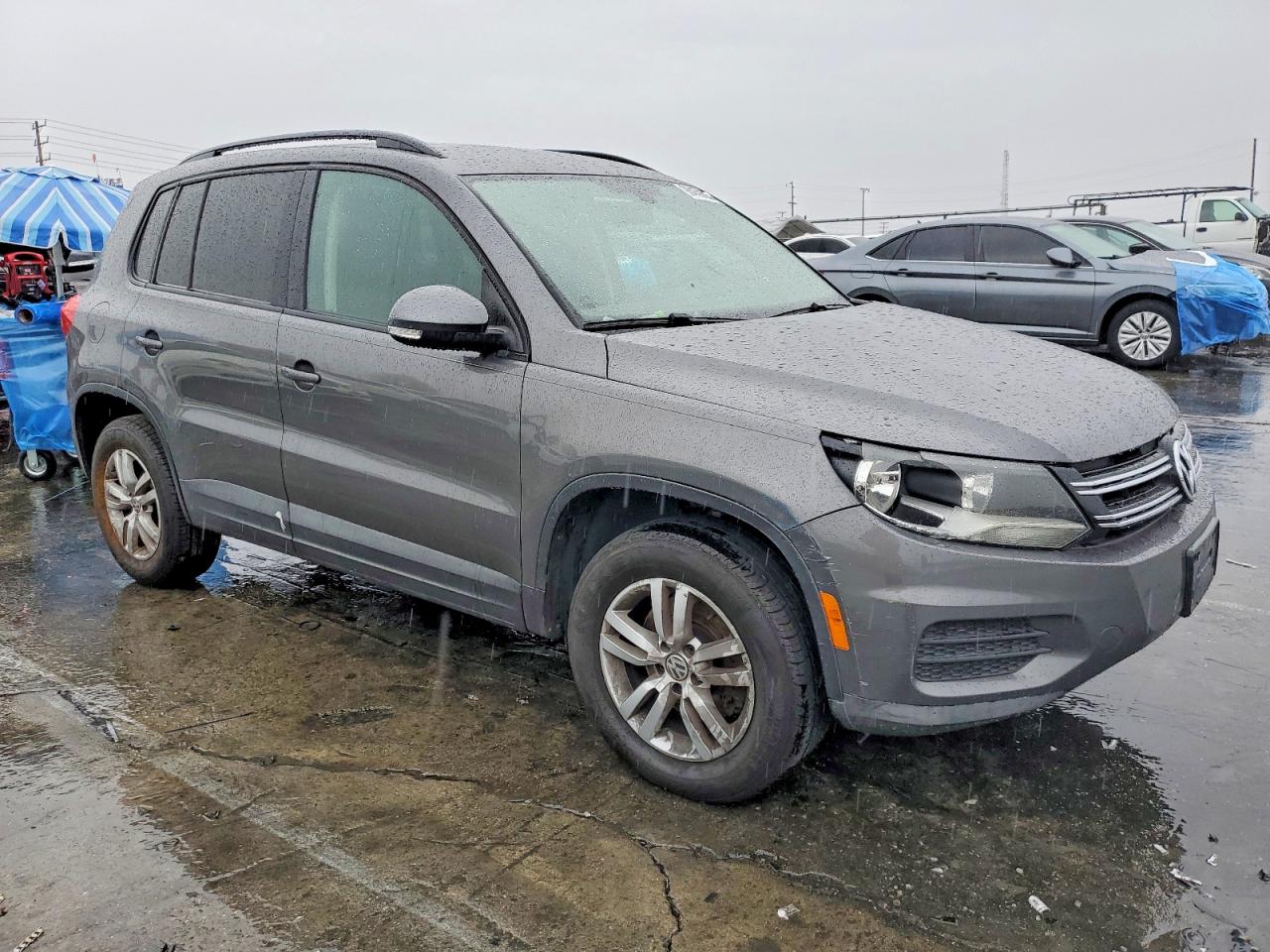 2016 VOLKSWAGEN TIGUAN S photo 4