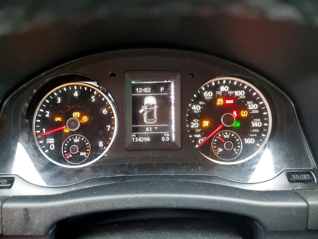 2016 VOLKSWAGEN TIGUAN S photo 9