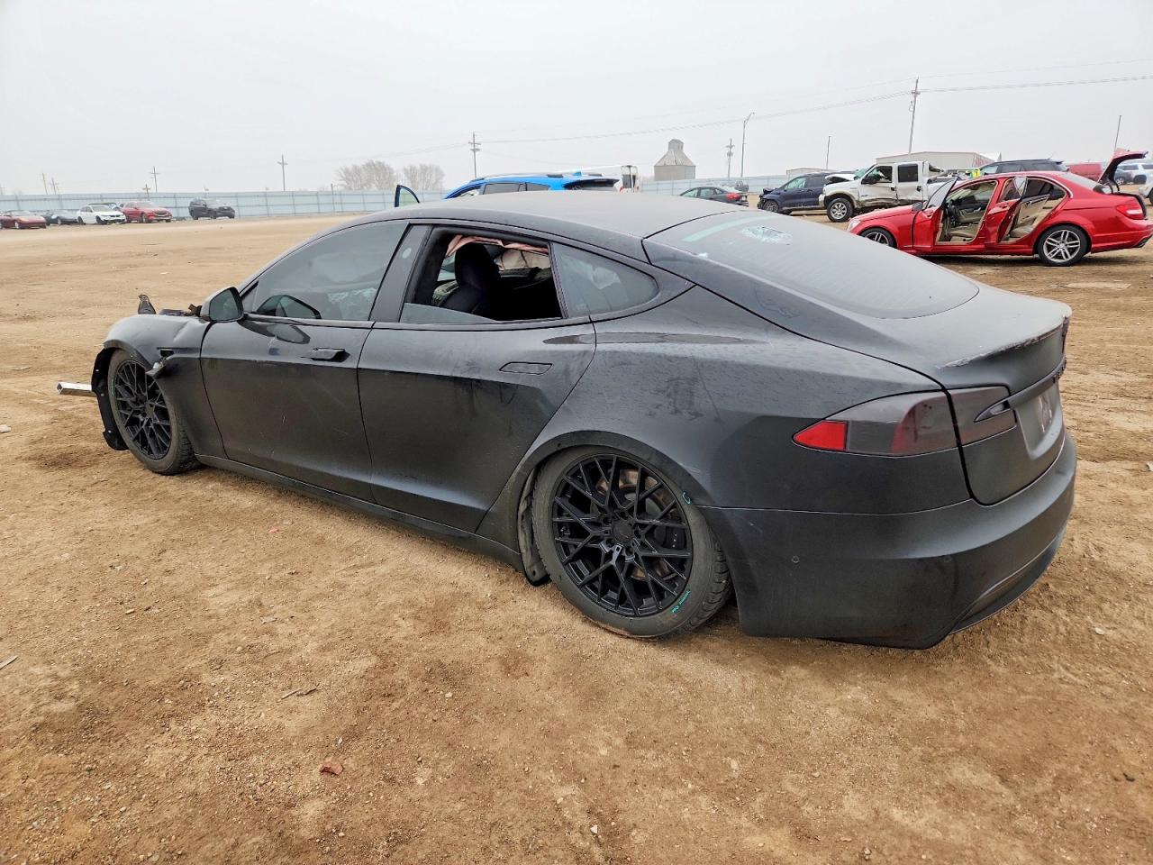 2022 TESLA MODEL S photo 2