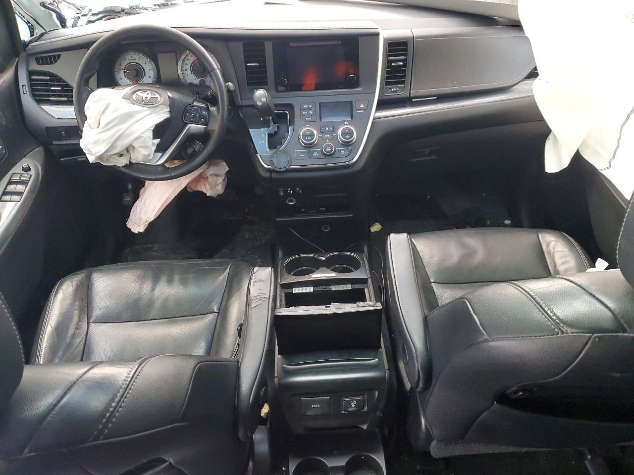 2015 TOYOTA SIENNA SPORT photo 15