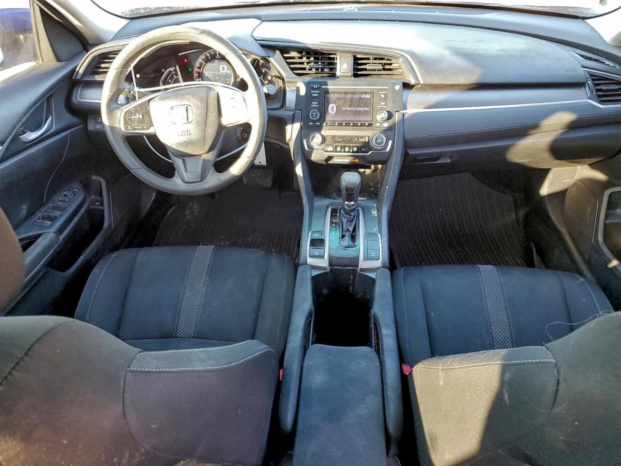 2016 HONDA CIVIC LX photo 8