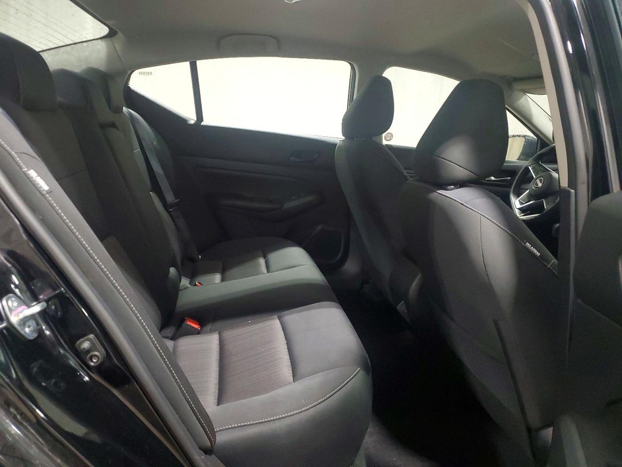 2024 NISSAN ALTIMA 2.5 SV photo 10
