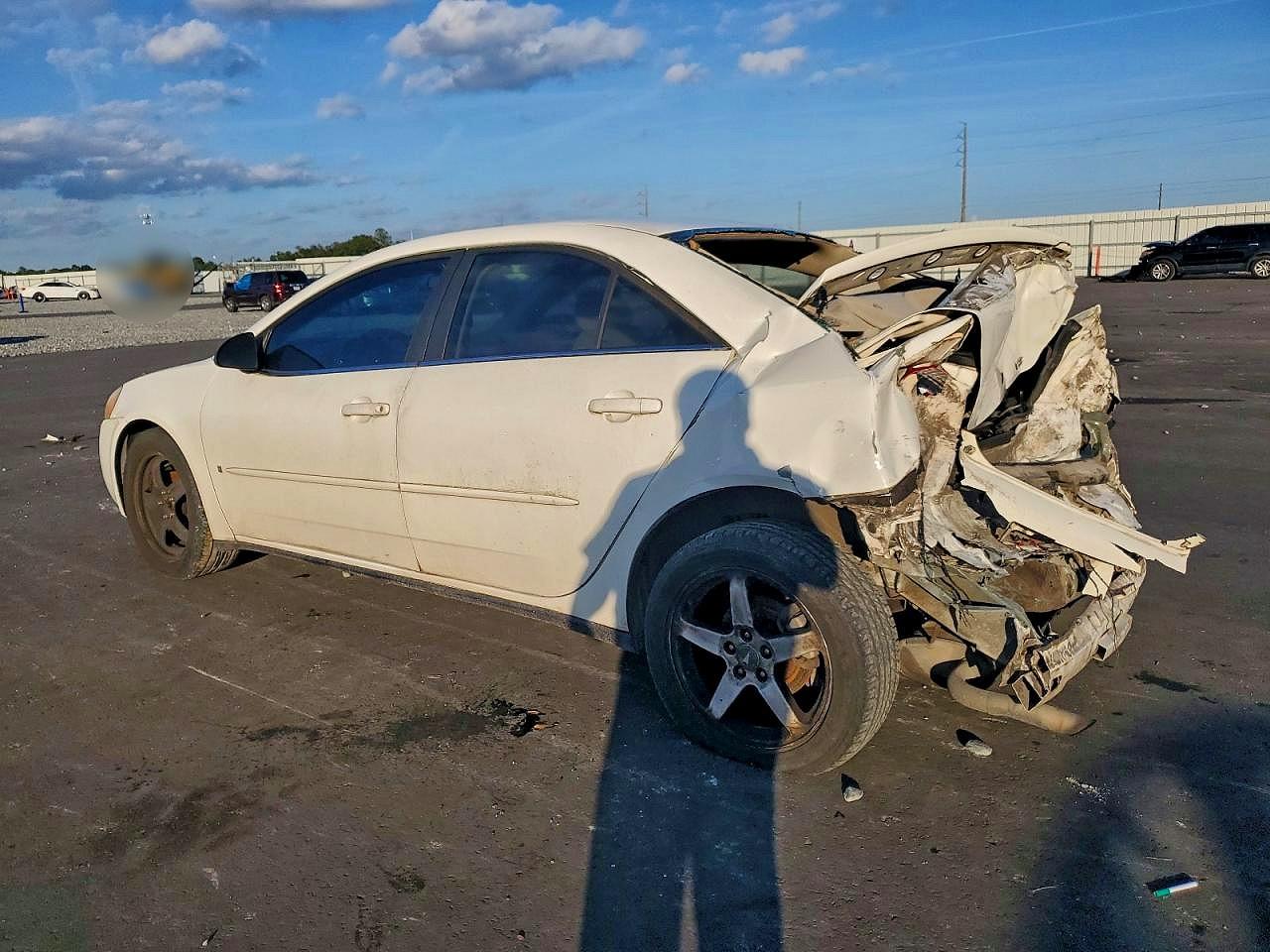 2007 PONTIAC G6 BASE photo 2
