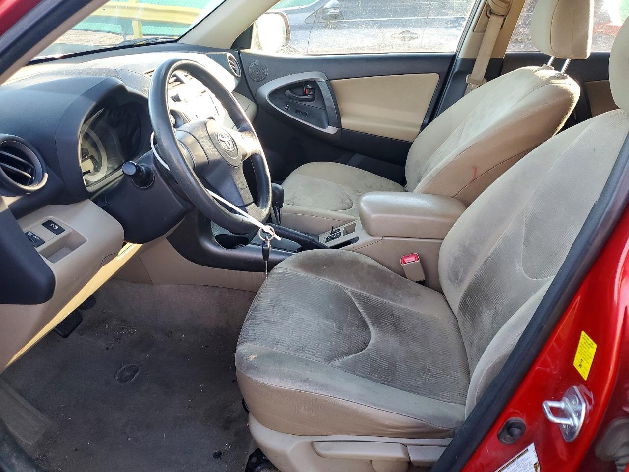 2010 TOYOTA RAV4 photo 19