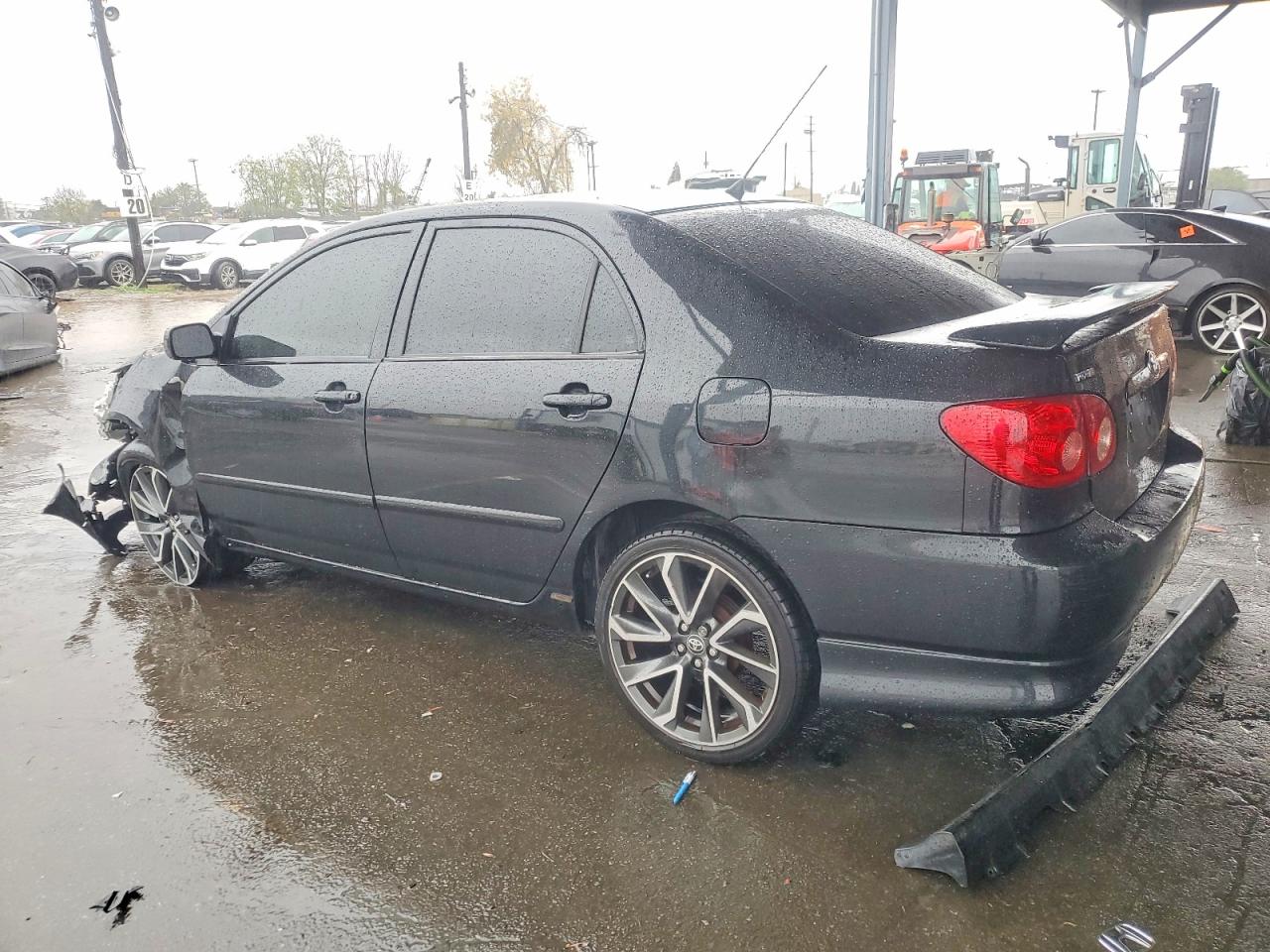 2005 TOYOTA COROLLA CE photo 2