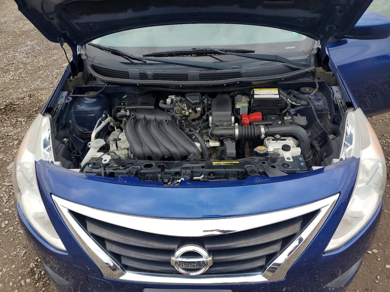 2019 NISSAN VERSA S photo 11