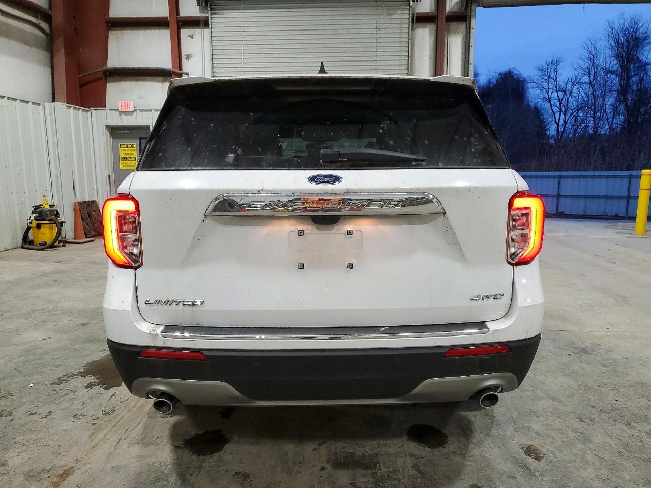 2023 FORD EXPLORER LIMITED photo 6