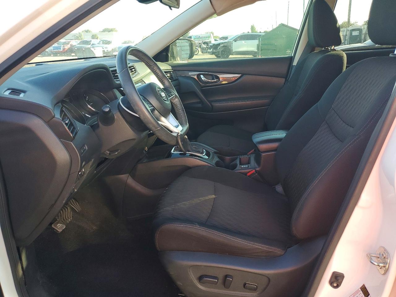 2018 NISSAN ROGUE S photo 7