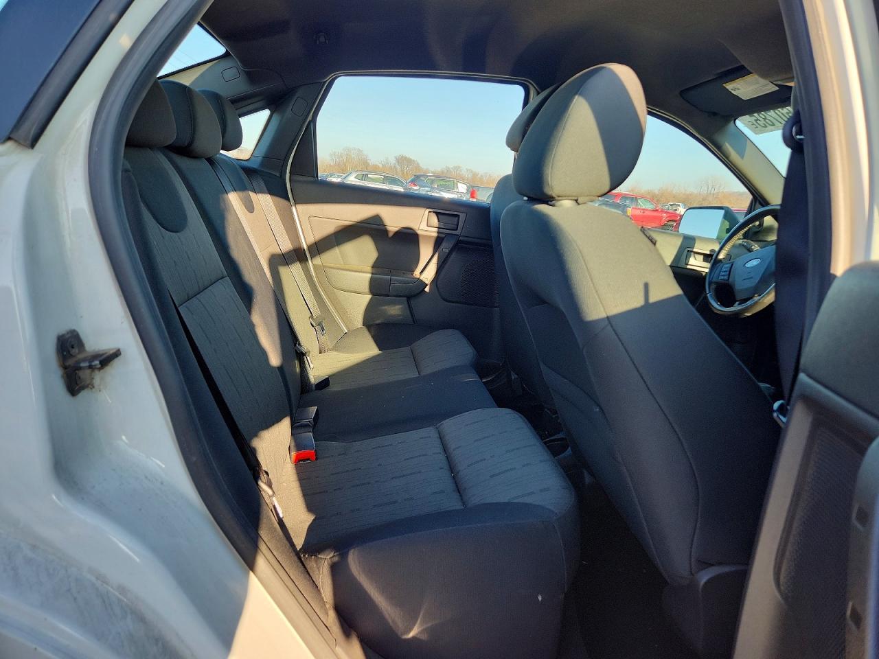 2009 FORD FOCUS SE photo 10