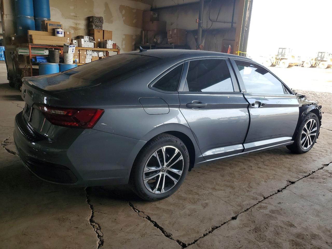 2024 VOLKSWAGEN JETTA SPORT photo 3