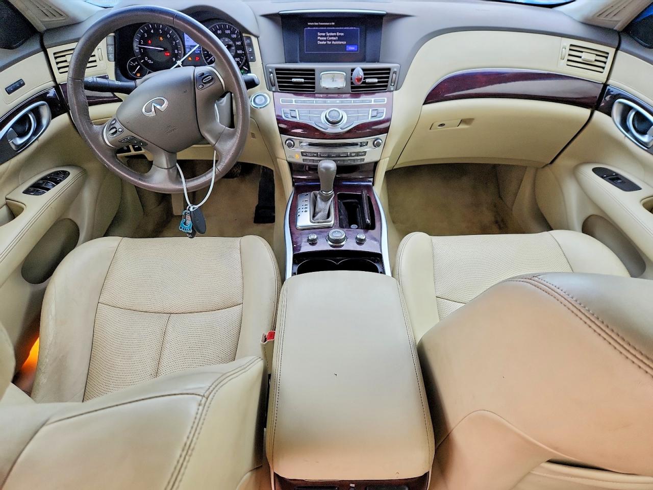 2018 INFINITI Q70L 3.7 LUXE photo 8