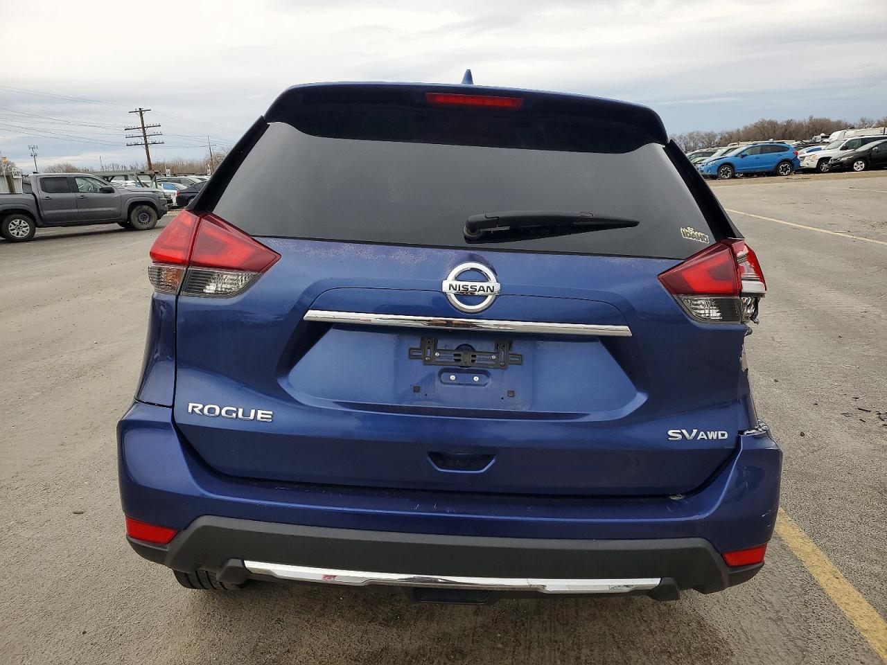 2017 NISSAN ROGUE S photo 6