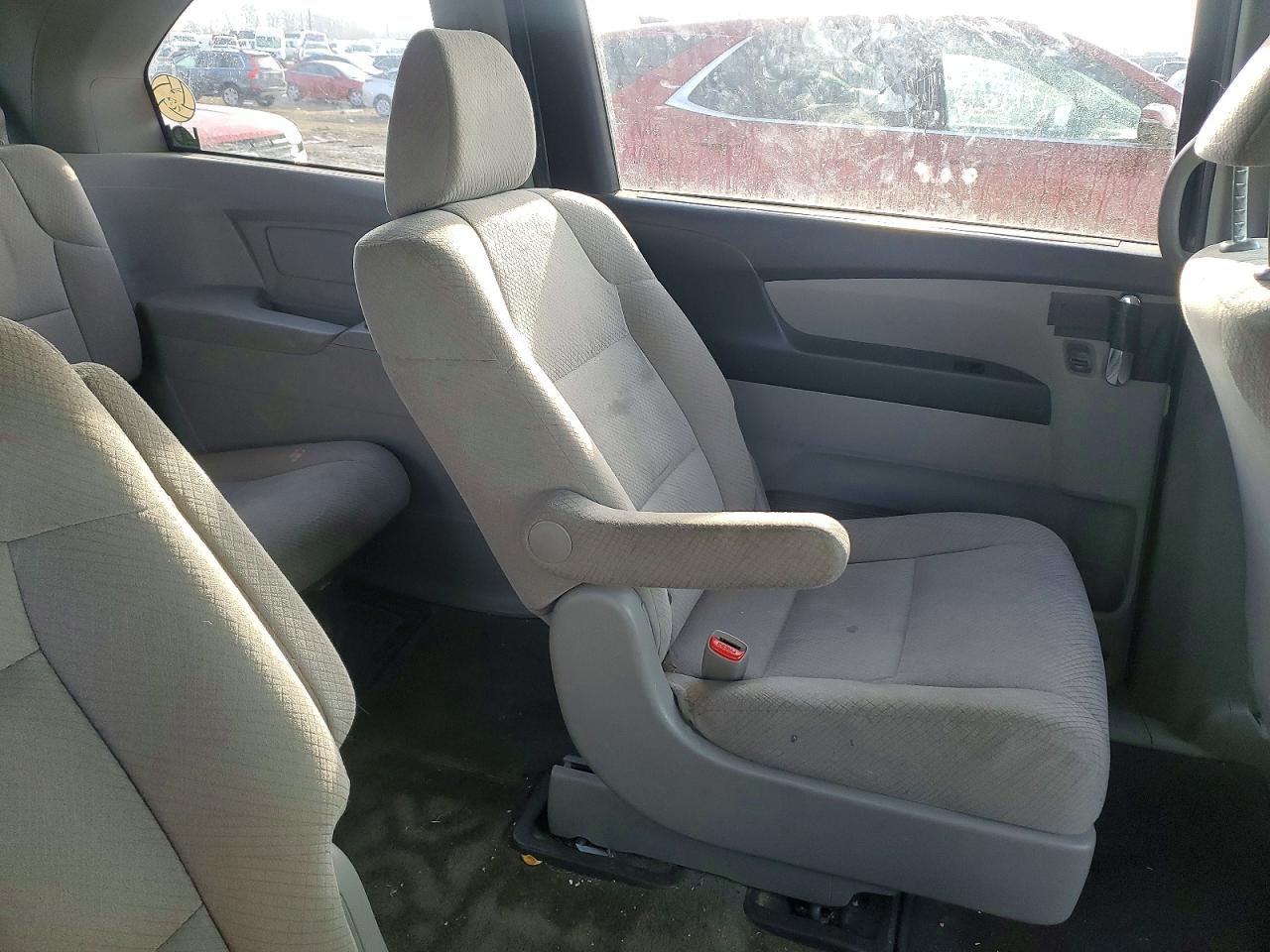 2014 HONDA ODYSSEY LX photo 11