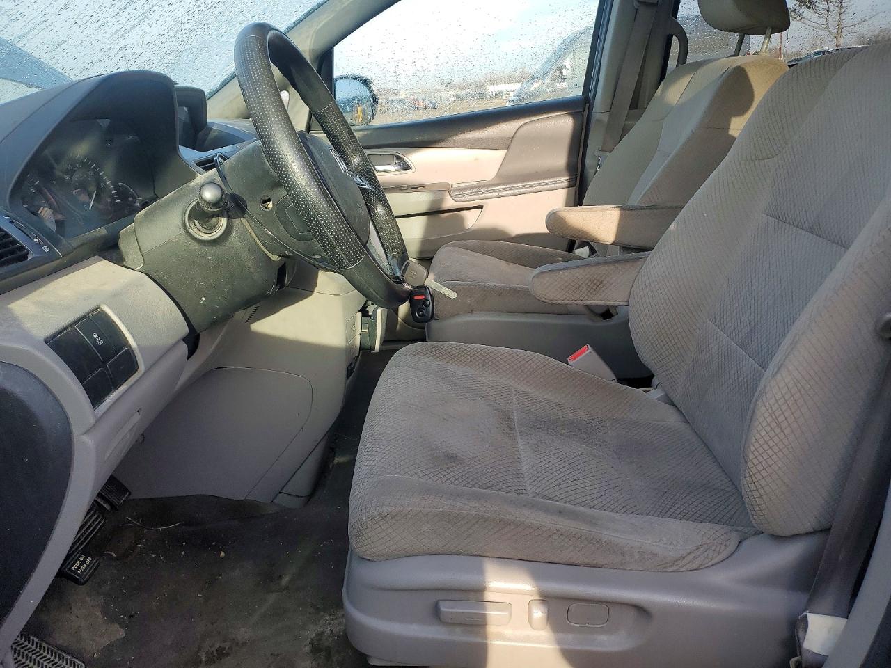 2014 HONDA ODYSSEY LX photo 7