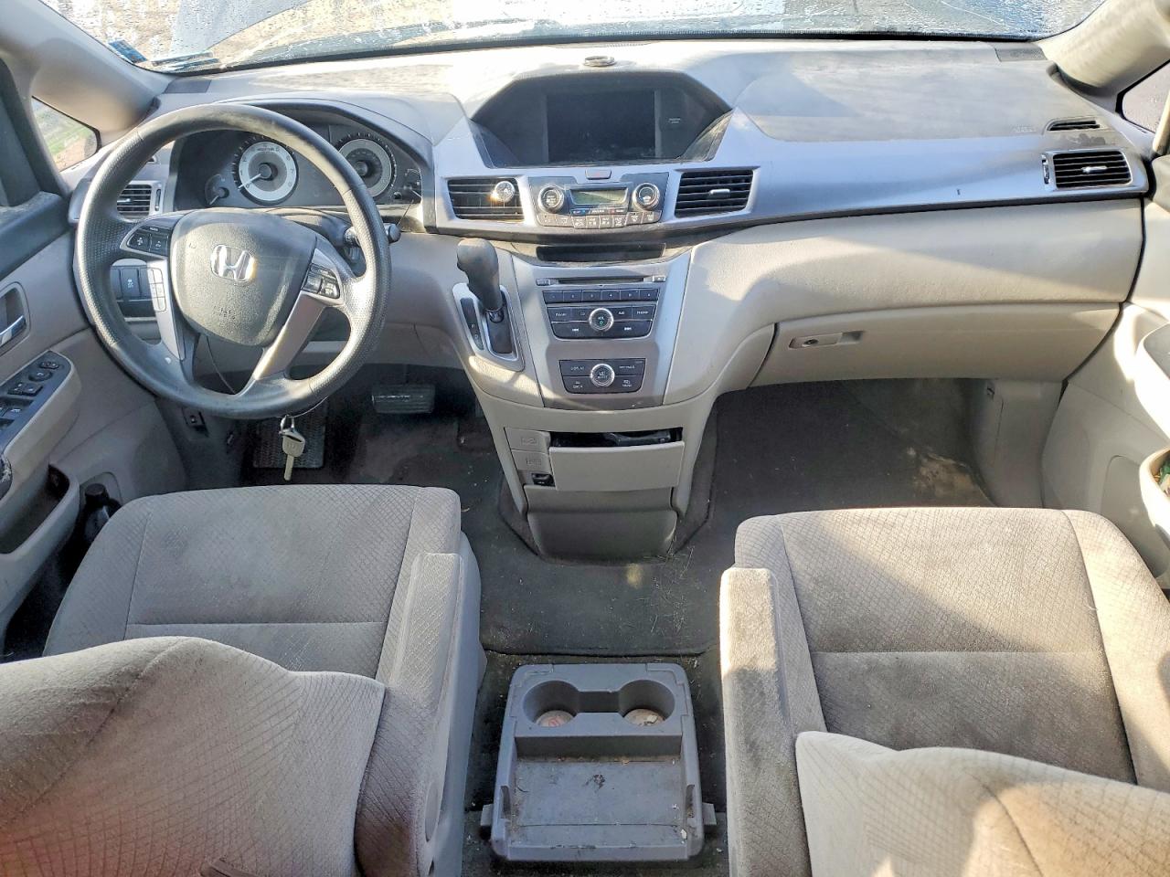2014 HONDA ODYSSEY LX photo 8