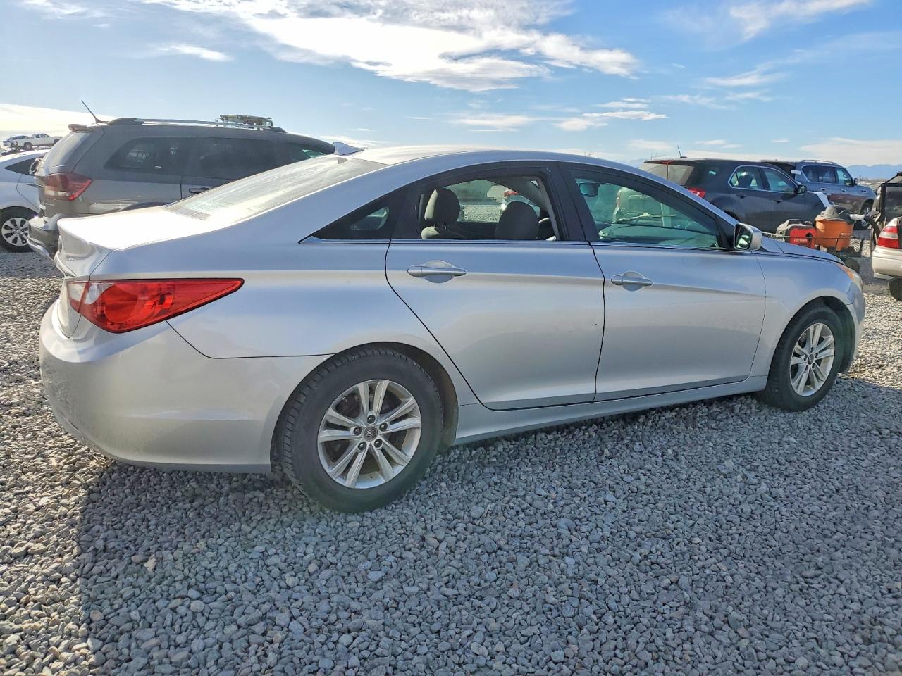 2012 HYUNDAI SONATA GLS photo 3