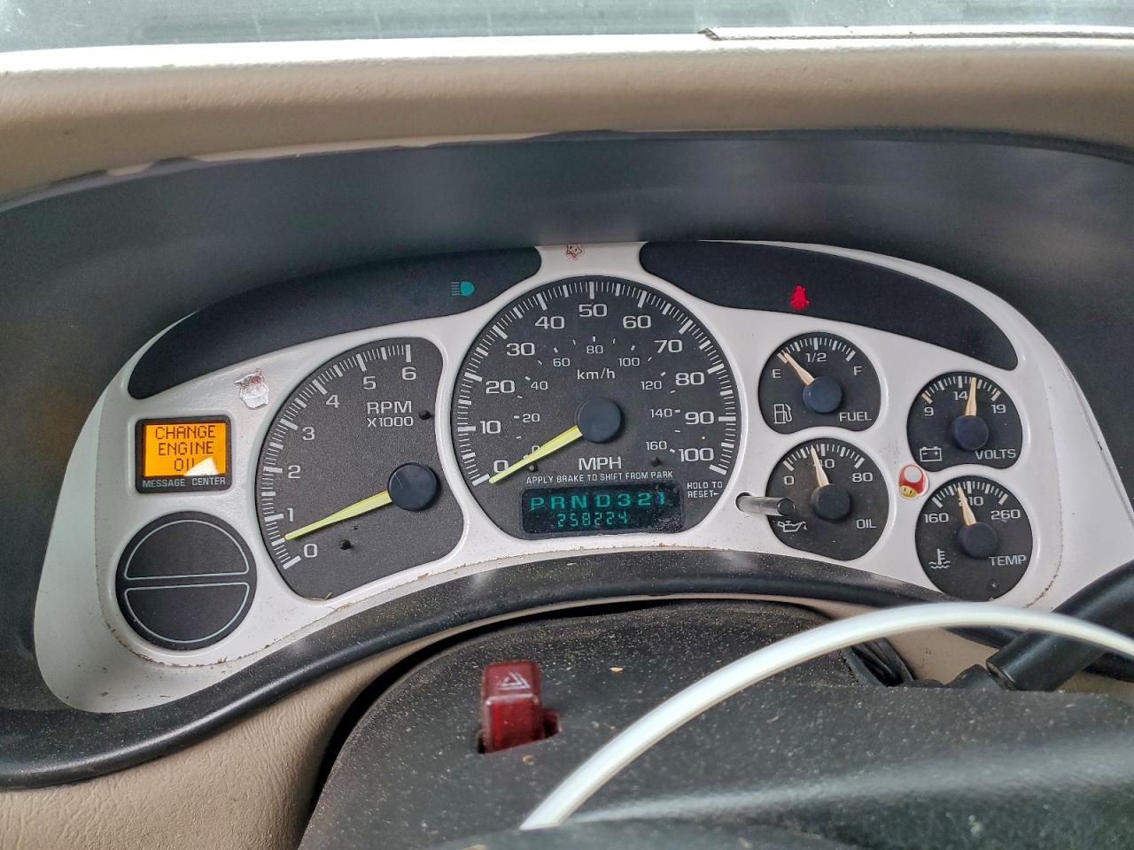 2001 CHEVROLET SUBURBAN C1500 photo 17