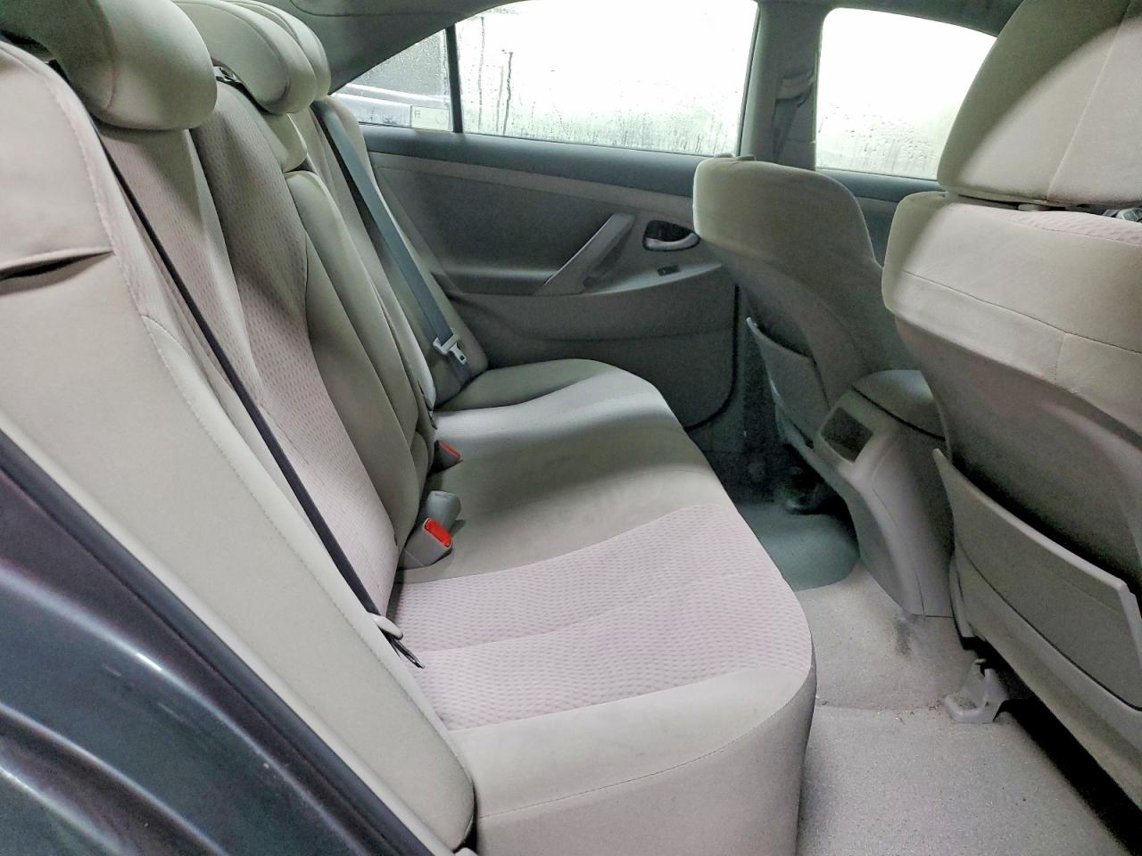2011 TOYOTA CAMRY BASE photo 10