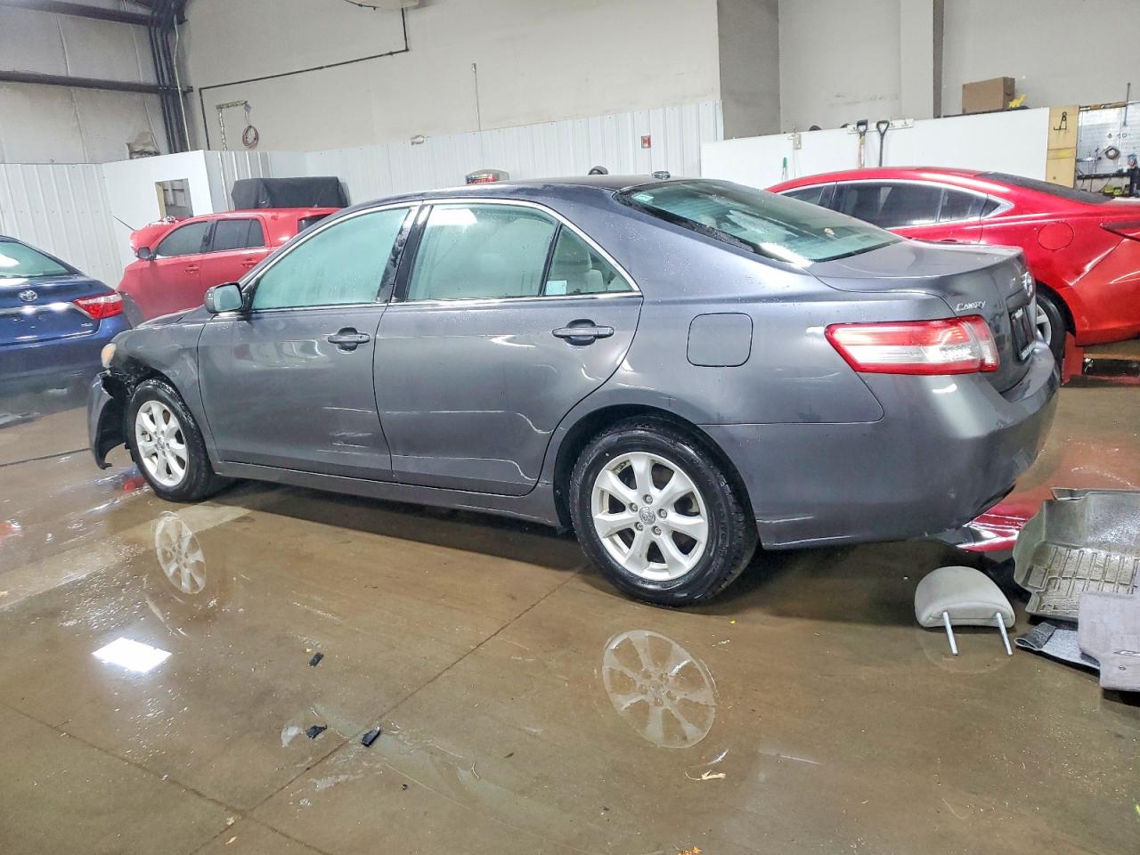 2011 TOYOTA CAMRY BASE photo 2