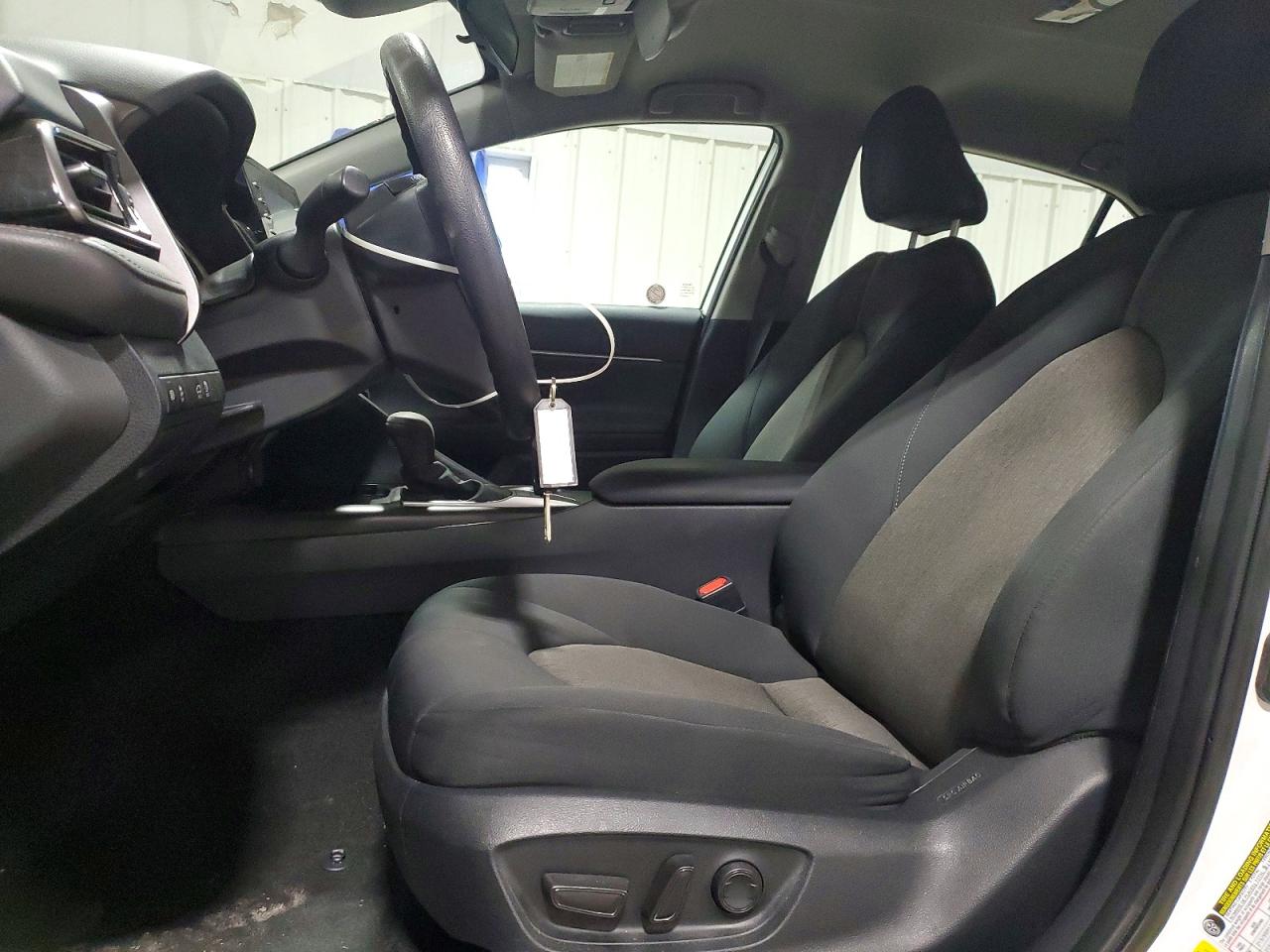 2024 TOYOTA CAMRY LE photo 7