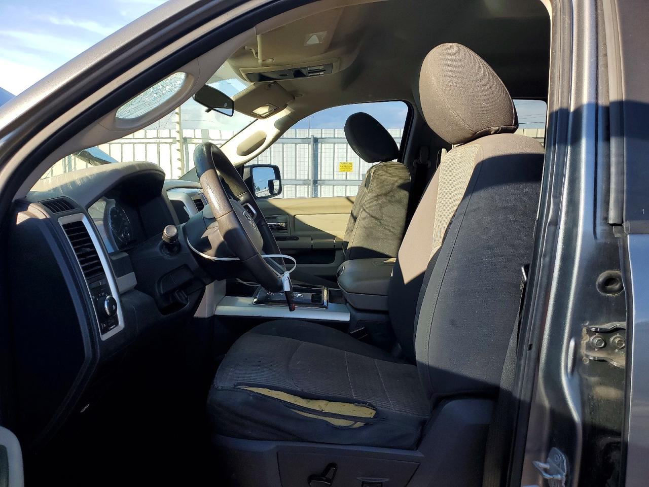 2010 DODGE RAM 1500 photo 7