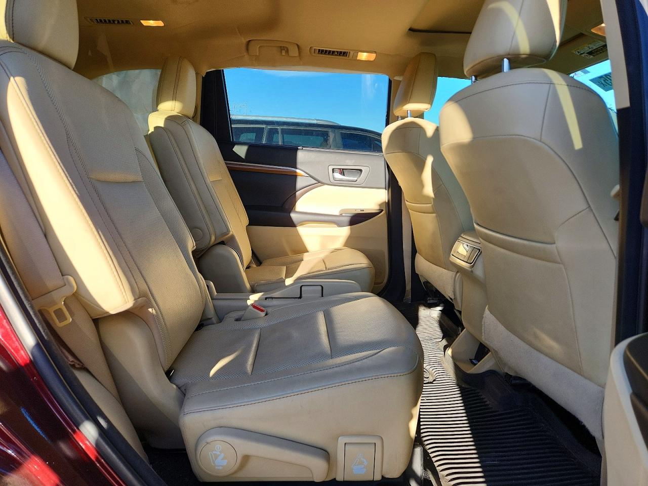 2018 TOYOTA HIGHLANDER LIMITED photo 11