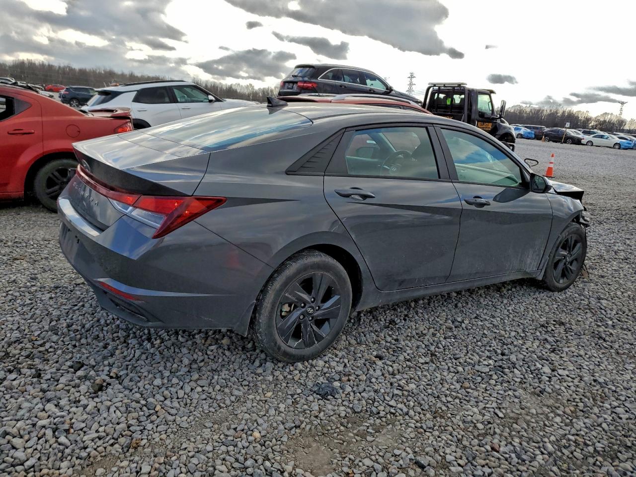 2023 HYUNDAI ELANTRA SEL photo 7