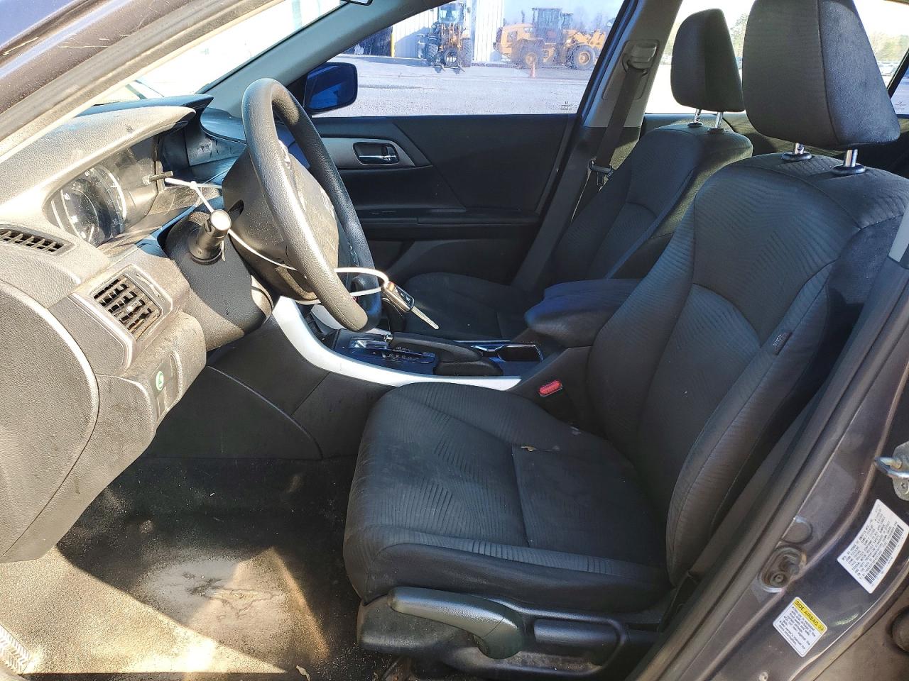 2015 HONDA ACCORD LX photo 7