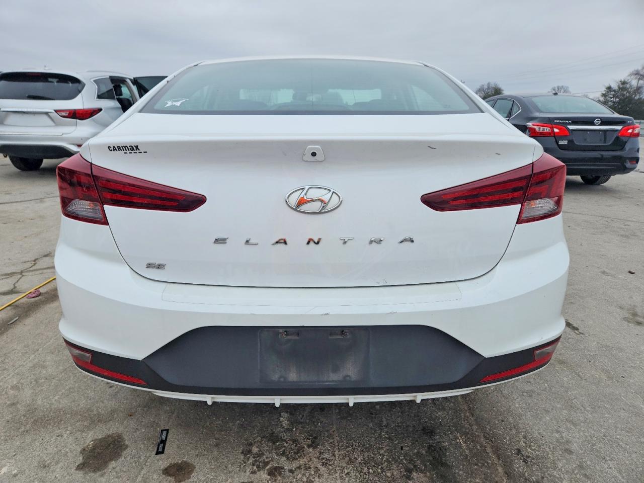2019 HYUNDAI ELANTRA SE photo 6