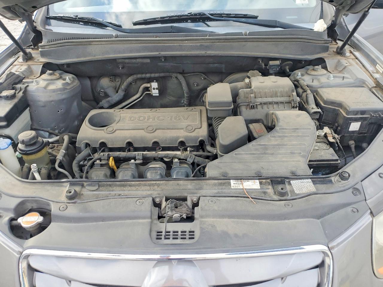 2010 HYUNDAI SANTA FE GLS photo 12